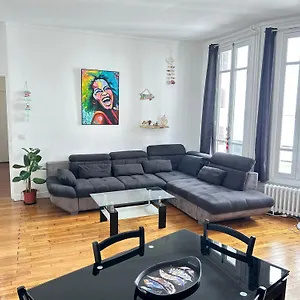 https://bel-appartement-plein-coeur-de.fr-paris.fr