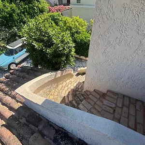 https://villa-tricia-cannes.fr-provencehotel.com